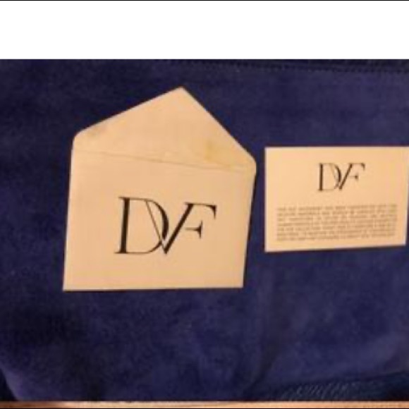 Diane von Furstenberg Blue Messenger Bag - Picture 9 of 15